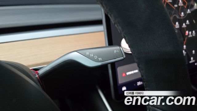 Tesla Model 3 Long Range AWD 2020 — фото 9