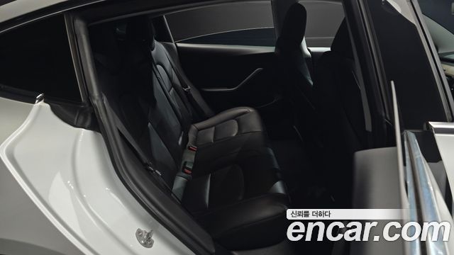 Tesla Model 3 Long Range AWD 2020 — фото 11