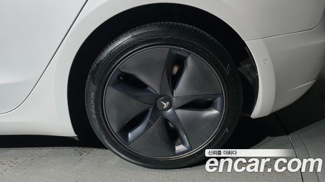 Tesla Model 3 Long Range AWD 2020 — фото 21