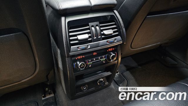 BMW X6 (F16) xDrive 30d 2016 — фото 17
