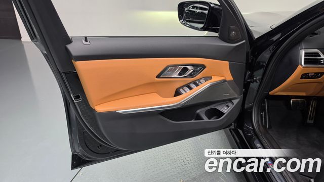 BMW 3 Series (G20) 320i M Sport 2025 — фото 24