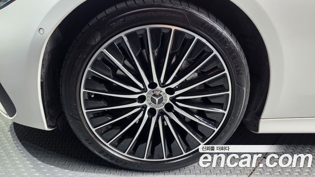 Mercedes-Benz CLE-Class (C236) CLE200 Coupe 2024 — фото 5