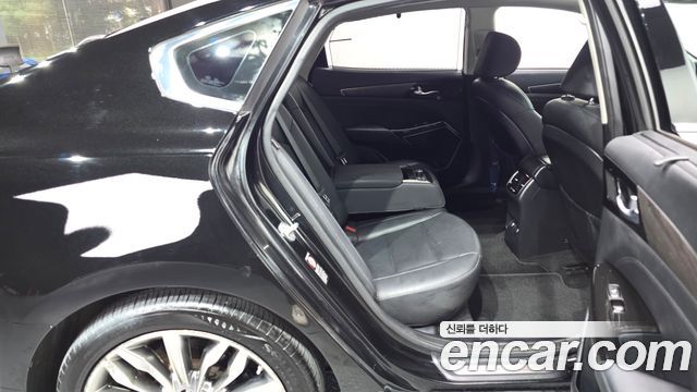 Kia K7 Premier 2.5 GDI Noblesse 2020 — фото 11