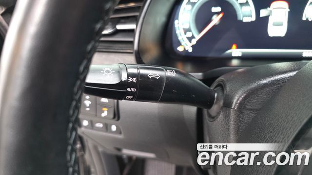 Kia K7 Premier 2.5 GDI Noblesse 2020 — фото 27