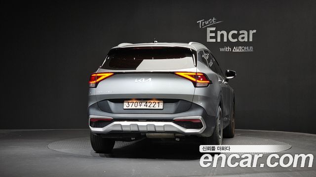 Kia Sportage (V) Diesel 2.0 2WD Prestige 2023 — фото 4