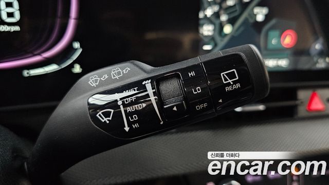 Kia Sportage (V) Diesel 2.0 2WD Prestige 2023 — фото 18
