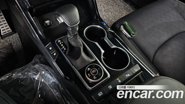 Kia Mohave The Master Diesel 3.0 4WD 6-Seater Platinum 2022 — фото 9