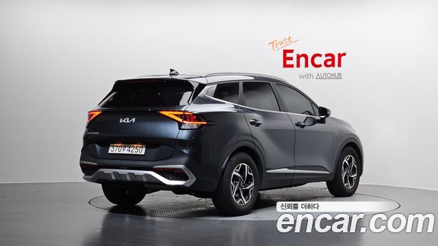 Kia Sportage (V) Diesel 2.0 2WD Prestige 2022 — фото 2