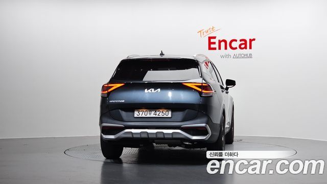 Kia Sportage (V) Diesel 2.0 2WD Prestige 2022 — фото 4