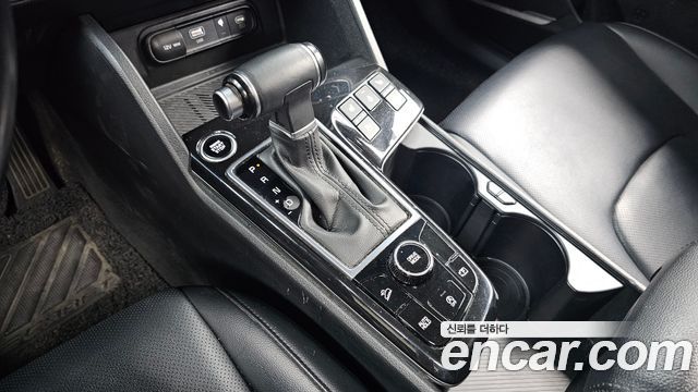 Kia Sportage (V) Diesel 2.0 2WD Prestige 2022 — фото 9