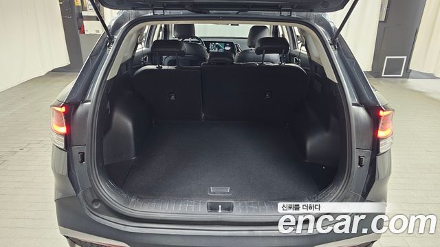 Kia Sportage (V) Diesel 2.0 2WD Prestige 2022 — фото 16