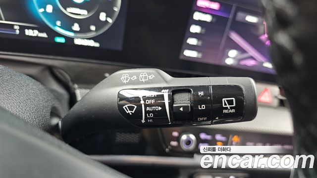 Kia Sportage (V) Diesel 2.0 2WD Prestige 2022 — фото 20