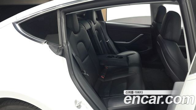 Tesla Model 3 Long Range AWD 2020 — фото 12