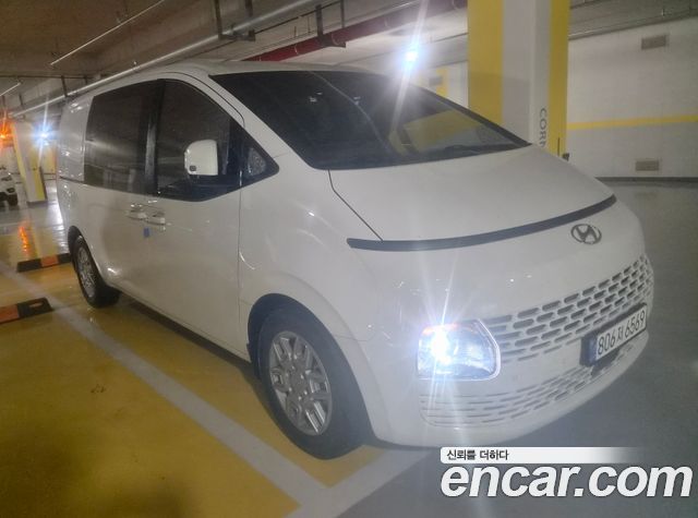 Hyundai Staria Cargo 5-Seater Modern