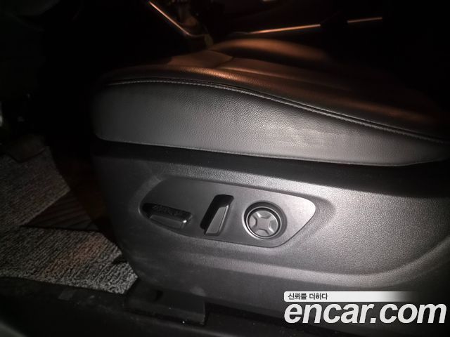 Hyundai Staria Cargo 5-Seater Modern 2023 — фото 20