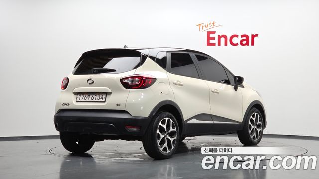 Renault Korea QM3 LE 2018 — фото 2