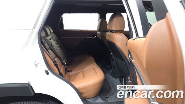 KG Mobility (SsangYong) Torres Gasoline 1.5 4WD T7 2023 — фото 12