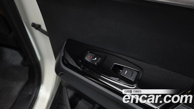 KG Mobility (SsangYong) Torres Gasoline 1.5 4WD T7 2023 — фото 18