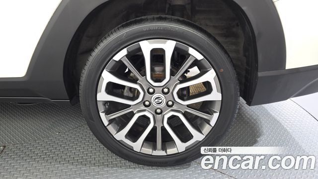 KG Mobility (SsangYong) Torres Gasoline 1.5 4WD T7 2023 — фото 21