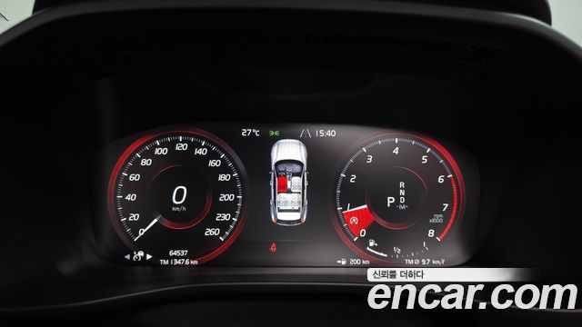 Volvo XC40 T4 Inscription 2019 — фото 8