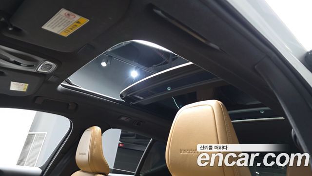 Volvo XC40 T4 Inscription 2019 — фото 16
