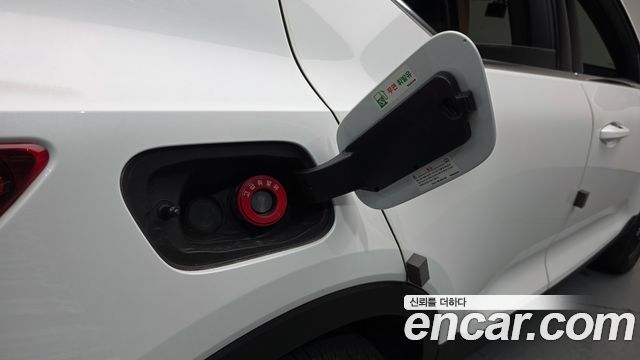 Volvo XC40 T4 Inscription 2019 — фото 33