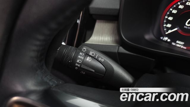Volvo XC40 T4 Inscription 2019 — фото 34