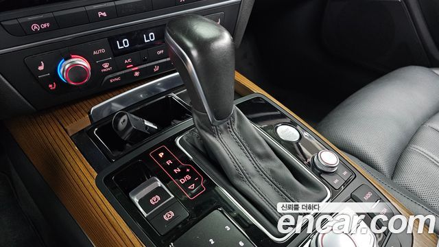 Audi A6 40 TDI Quattro Premium C7 2016 — фото 9