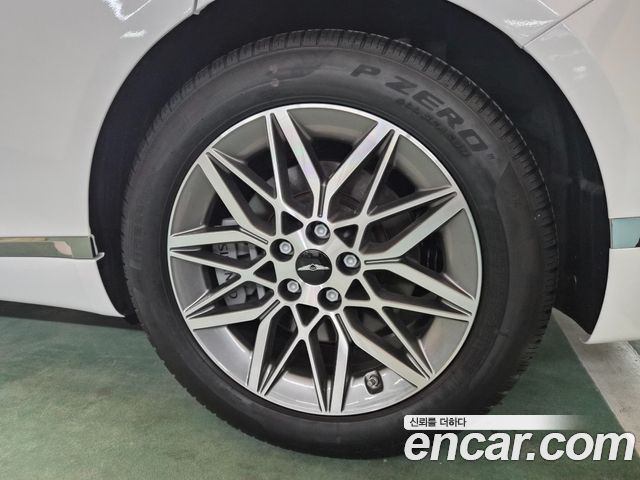 Genesis G80 (RG3) Gasoline 2.5 Turbo 2WD 2025 — фото 5
