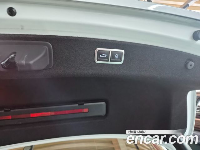 Genesis G80 (RG3) Gasoline 2.5 Turbo 2WD 2025 — фото 21