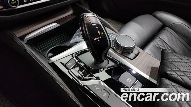 BMW 5 Series (G30) 520d M Sport Package Plus 2017 — фото 9