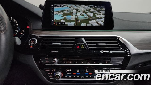 BMW 5 Series (G30) 520d M Sport Package Plus 2017 — фото 13