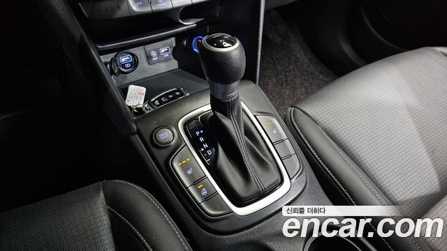Hyundai Kona 1.6 Turbo 2WD Modern Choice 2020 — фото 9
