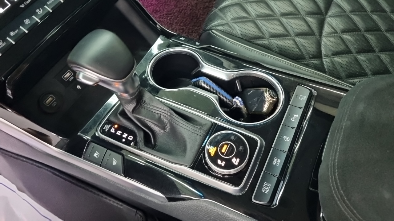 Kia Mohave The Master Diesel 3.0 4WD 7-Seater Masters Gravity 2021 — фото 9