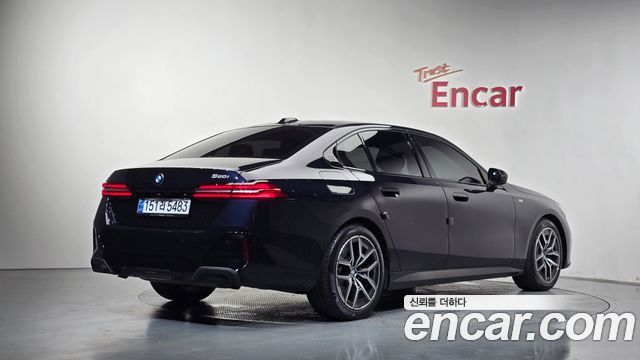 BMW 5 Series (G60) 520i M Sport 2025 — фото 2