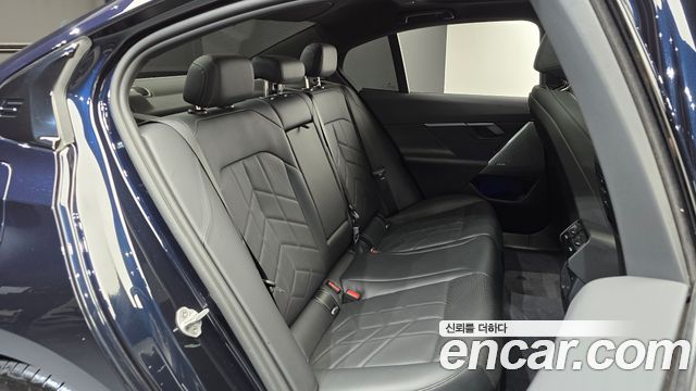 BMW 5 Series (G60) 520i M Sport 2025 — фото 11