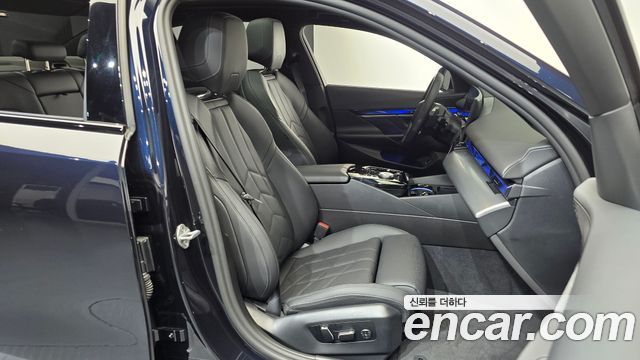 BMW 5 Series (G60) 520i M Sport 2025 — фото 26