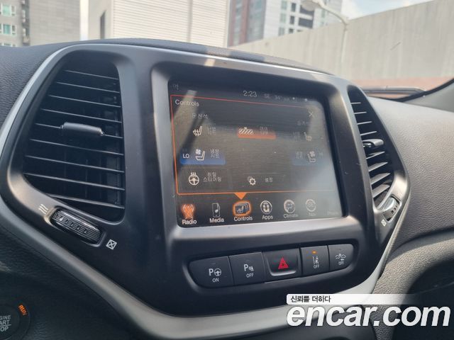 Jeep Cherokee (KL) 2.2 Diesel Limited 4WD 2017 — фото 8