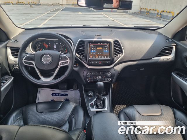 Jeep Cherokee (KL) 2.2 Diesel Limited 4WD 2017 — фото 17