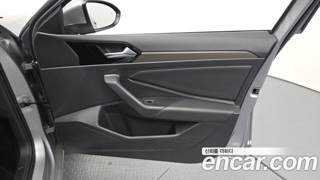 Volkswagen Jetta (VII) 1.4 TSI Prestige 2020 — фото 24