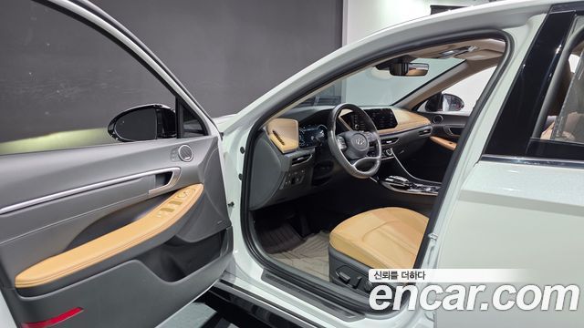 Hyundai Sonata (DN8) 2.0 LPG(Disabled Person) Inspiration 2021 — фото 10