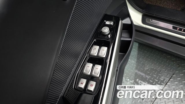 KG Mobility (SsangYong) Tivoli Edge Edition 2WD 2017 — фото 17
