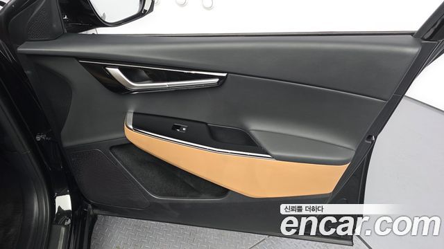Kia EV6 Long Range Earth 2023 — фото 24