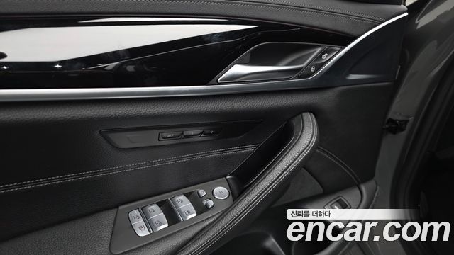 BMW 5 Series (G30) 520i Luxury 2022 — фото 24