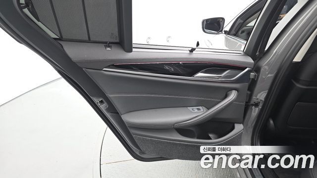 BMW 5 Series (G30) 520i Luxury 2022 — фото 25