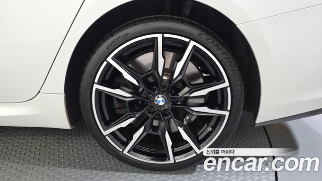 BMW 8 Series (G15) M850i xDrive Gran Coupe 2025 — фото 27
