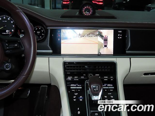 Porsche Panamera (971) 2.9 AWD E-Hybrid Platinum Edition 2023 — фото 15