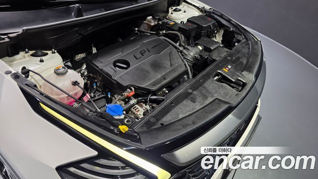 Kia Sportage (V) LPG 2.0 2WD Signature 2023 — фото 6