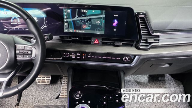Kia Sportage (V) LPG 2.0 2WD Signature 2023 — фото 14