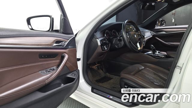 BMW 5 Series (G30) 530i M Sport Package Plus 2018 — фото 10